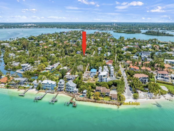 Ultimate Waterfront Vacation Home with Private Pool in Siesta Key